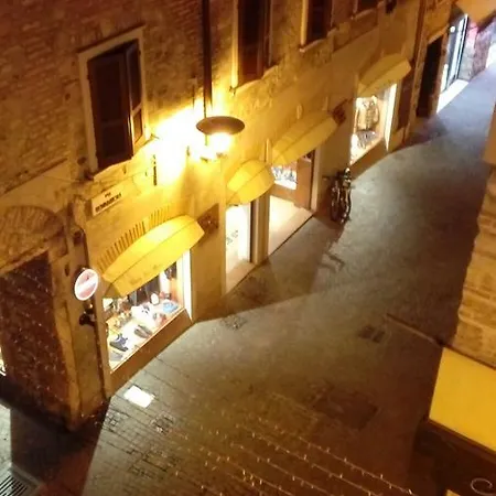 Il Nido Del Cigno سيرمِيوني